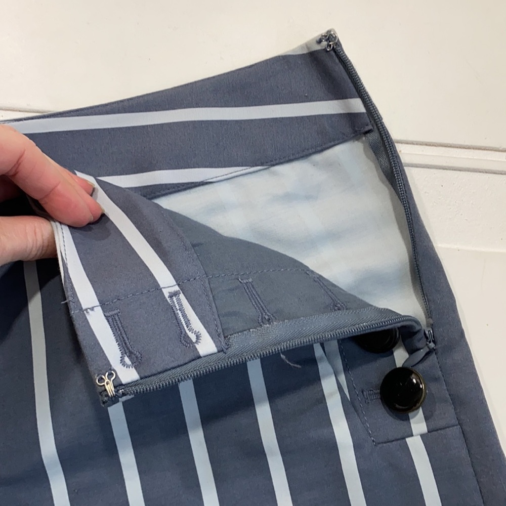 Loft Striped Sailor Riviera Gray Shorts 4 - Picture 4 of 9